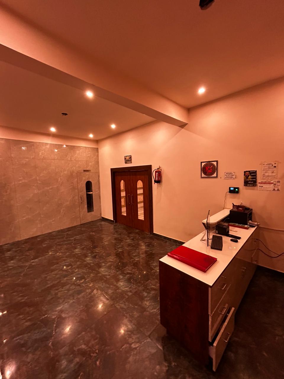 Hotel Gandharwa corridor